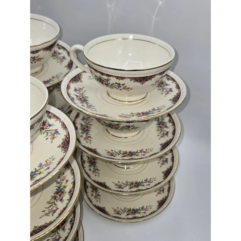 Homer Laughlin Eggshell Georgian Floral Cup & Saucer Sets Gold Trim M47N5 (24)